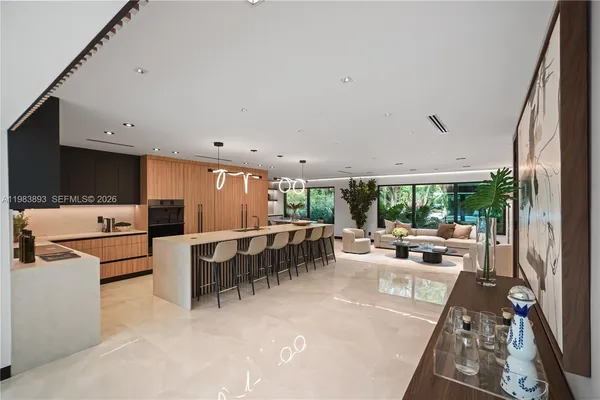 $3,980,000 | 20020 Northeast 21st Court, Miami, FL 33179