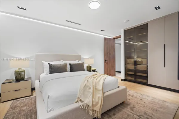 $3,980,000 | 20020 Northeast 21st Court, Miami, FL 33179