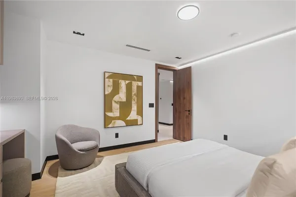 $3,980,000 | 20020 Northeast 21st Court, Miami, FL 33179