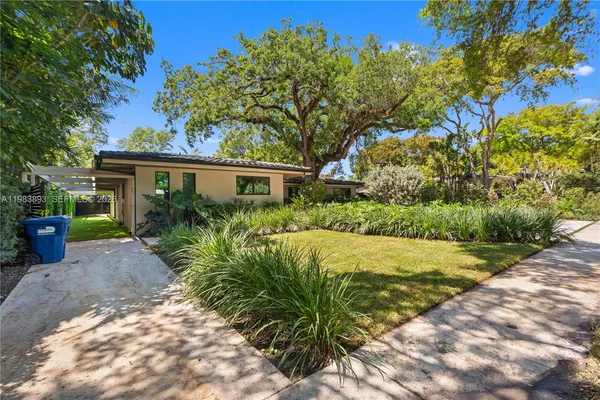 $3,980,000 | 20020 Northeast 21st Court, Miami, FL 33179