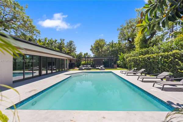 $3,980,000 | 20020 Northeast 21st Court, Miami, FL 33179