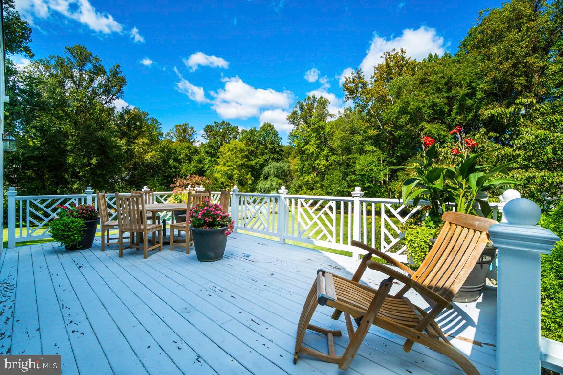 808 Springvale Road Great Falls, VA 22066 - Photo 22 of 73