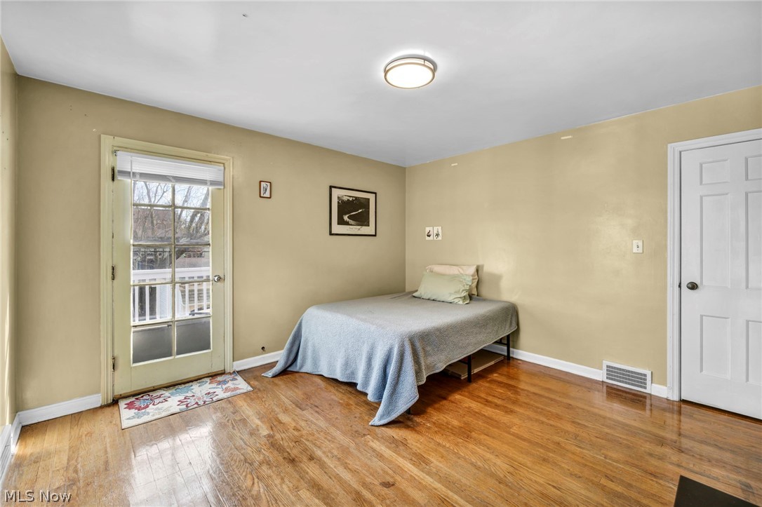 13570 Cedar Road Cleveland, OH 44118 - Photo 30 of 50