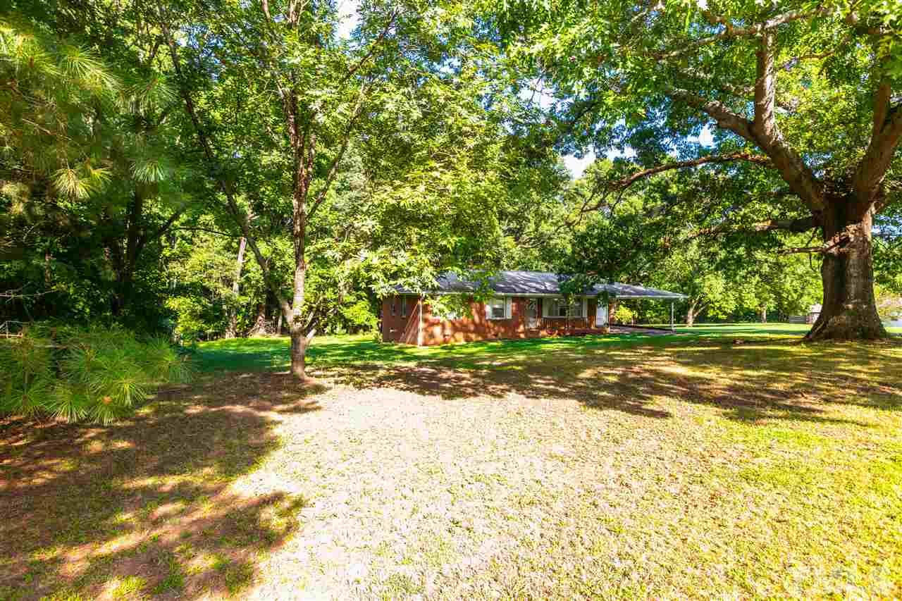 13632 Possum Track Road Raleigh, NC 27614 - Photo 3 of 12