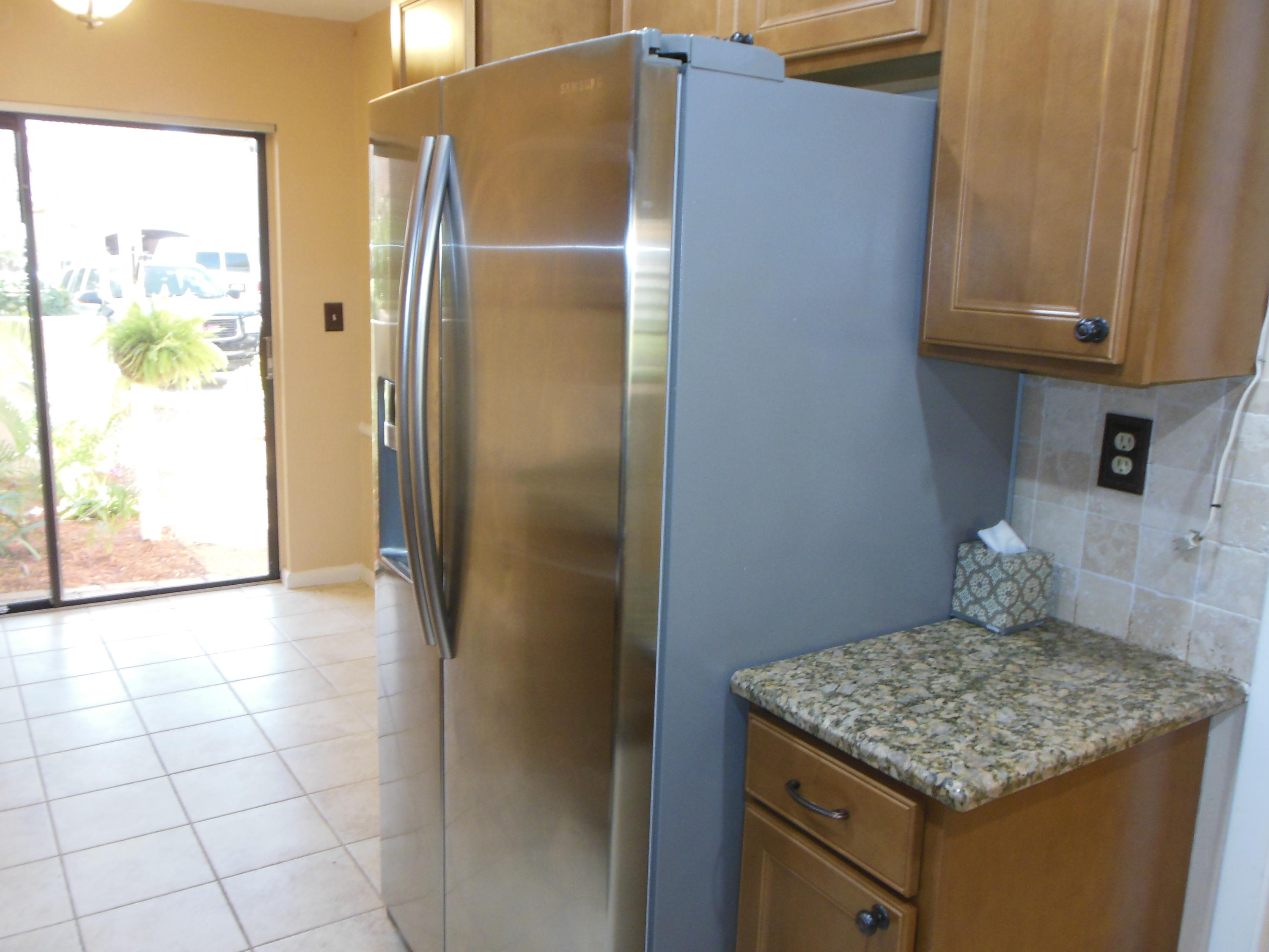 21548 Coronado Avenue Boca Raton, FL 33433 - Photo 11 of 40 DSCN2281