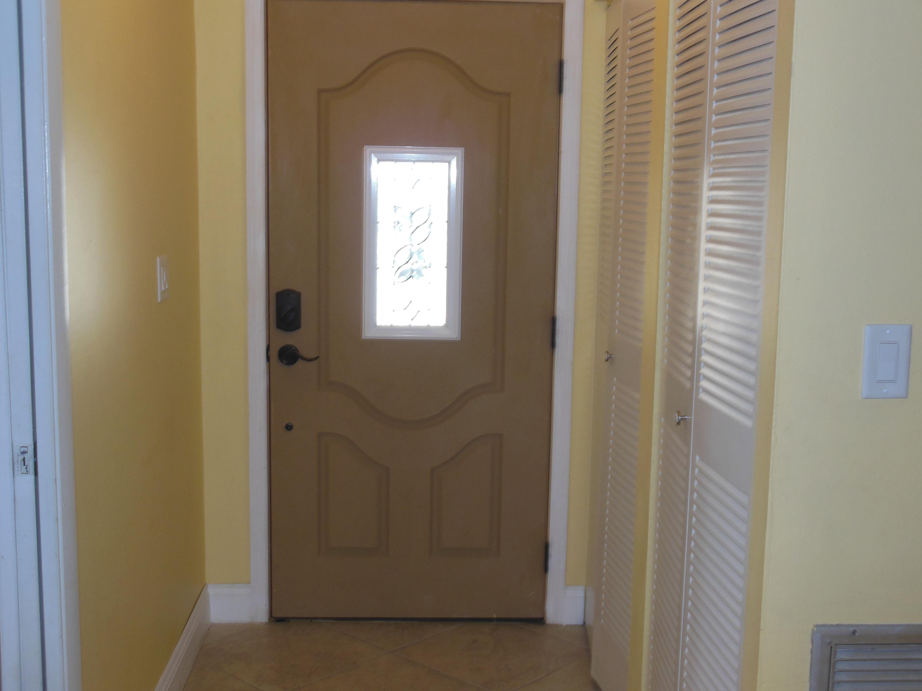 21548 Coronado Avenue Boca Raton, FL 33433 - Photo 3 of 40 DSCN2276