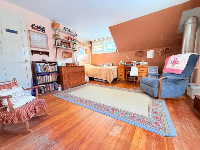 $290,000 | 15 Hastings Road, Charlestown, NH 03603