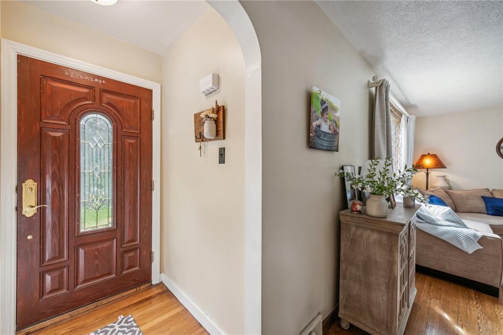 3574 Bakerstown Road Bakerstown, PA 15007 - Photo 3 of 35 Gallery Image 3