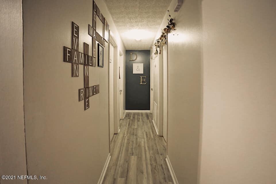 732 Miltondale Road Macclenny, FL 32063 - Photo 9 of 27 Hallway