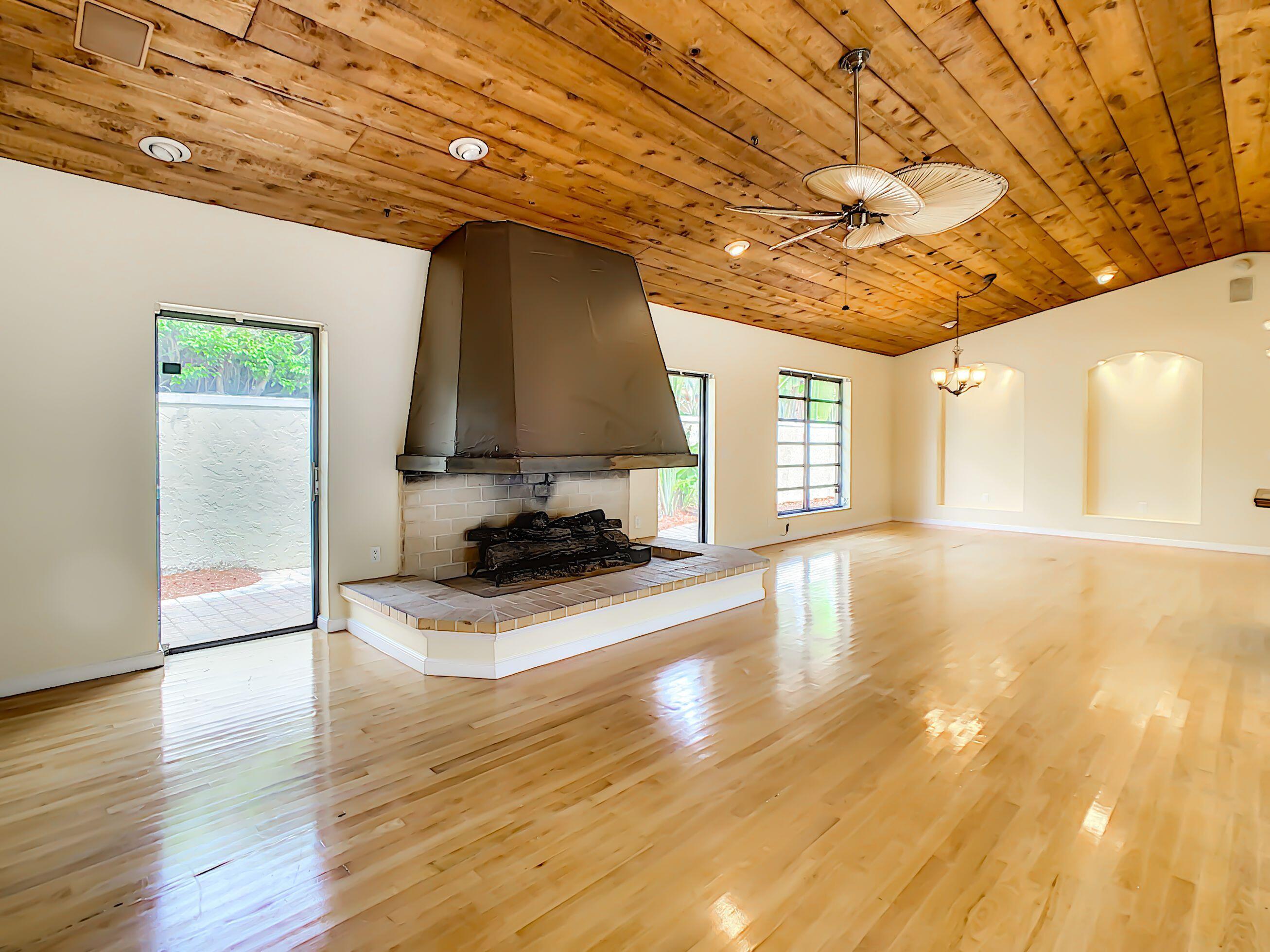 5737 Wind Drift Lane Boca Raton, FL 33433 - Photo 3 of 24 Livingroom Fireplace