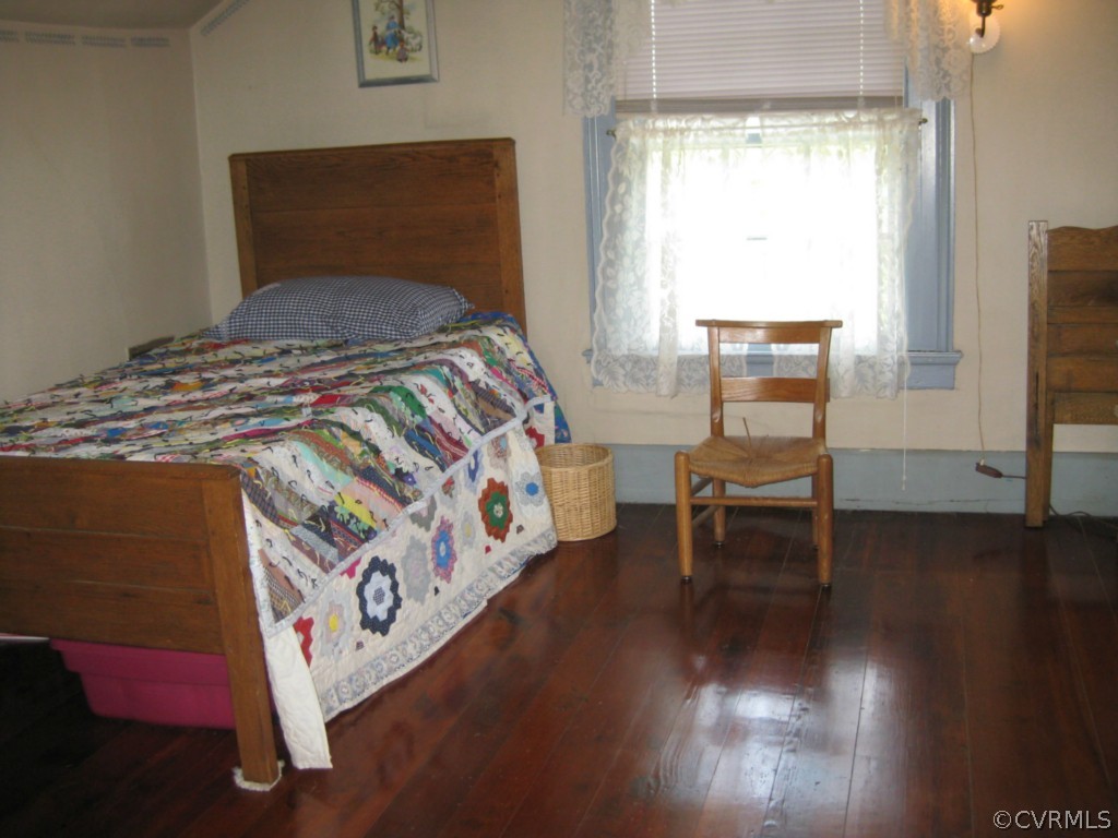 8100 Holdsworth Road Disputanta, VA 23842 - Photo 17 of 24 Gallery Image 17