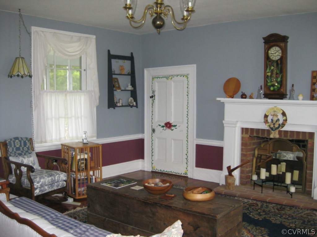 8100 Holdsworth Road Disputanta, VA 23842 - Photo 5 of 24 Gallery Image 5