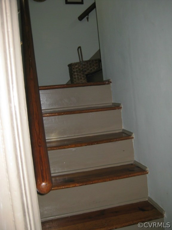 8100 Holdsworth Road Disputanta, VA 23842 - Photo 9 of 24 Gallery Image 9