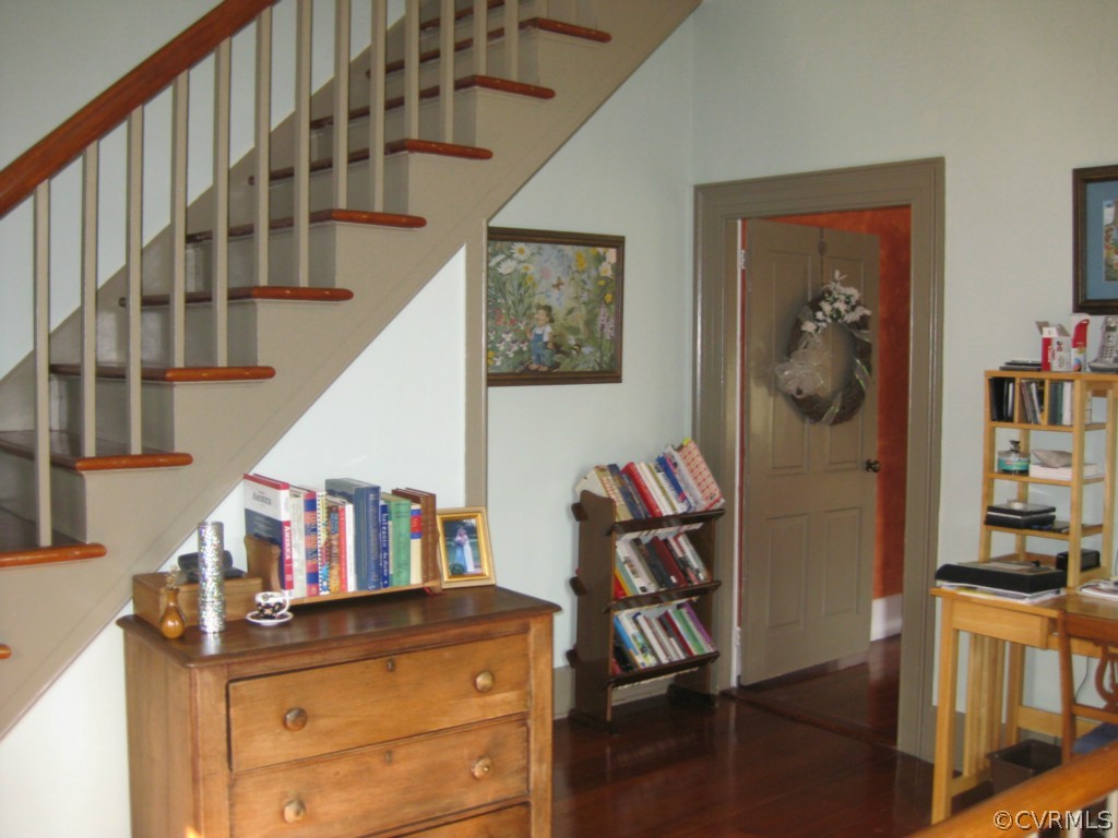 8100 Holdsworth Road Disputanta, VA 23842 - Photo 10 of 24 Gallery Image 10