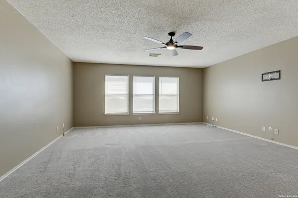 $1,695 | 7427 Northallerton, Converse, TX 78109