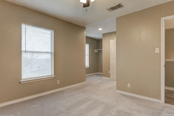 $1,695 | 7427 Northallerton, Converse, TX 78109