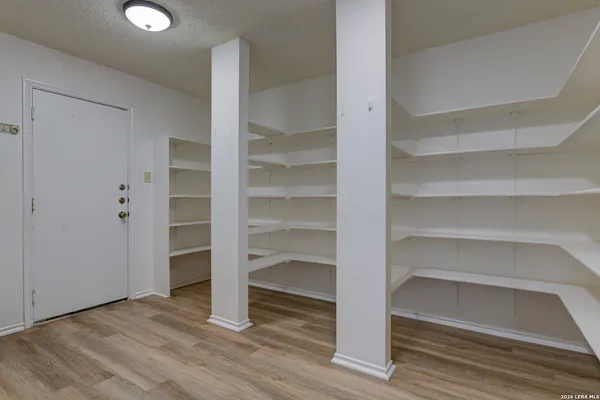 $1,695 | 7427 Northallerton, Converse, TX 78109