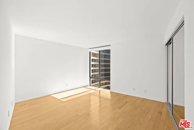 $828,000 | 4316 Marina City Drive, Unit 1033, Marina del Rey, CA 90292