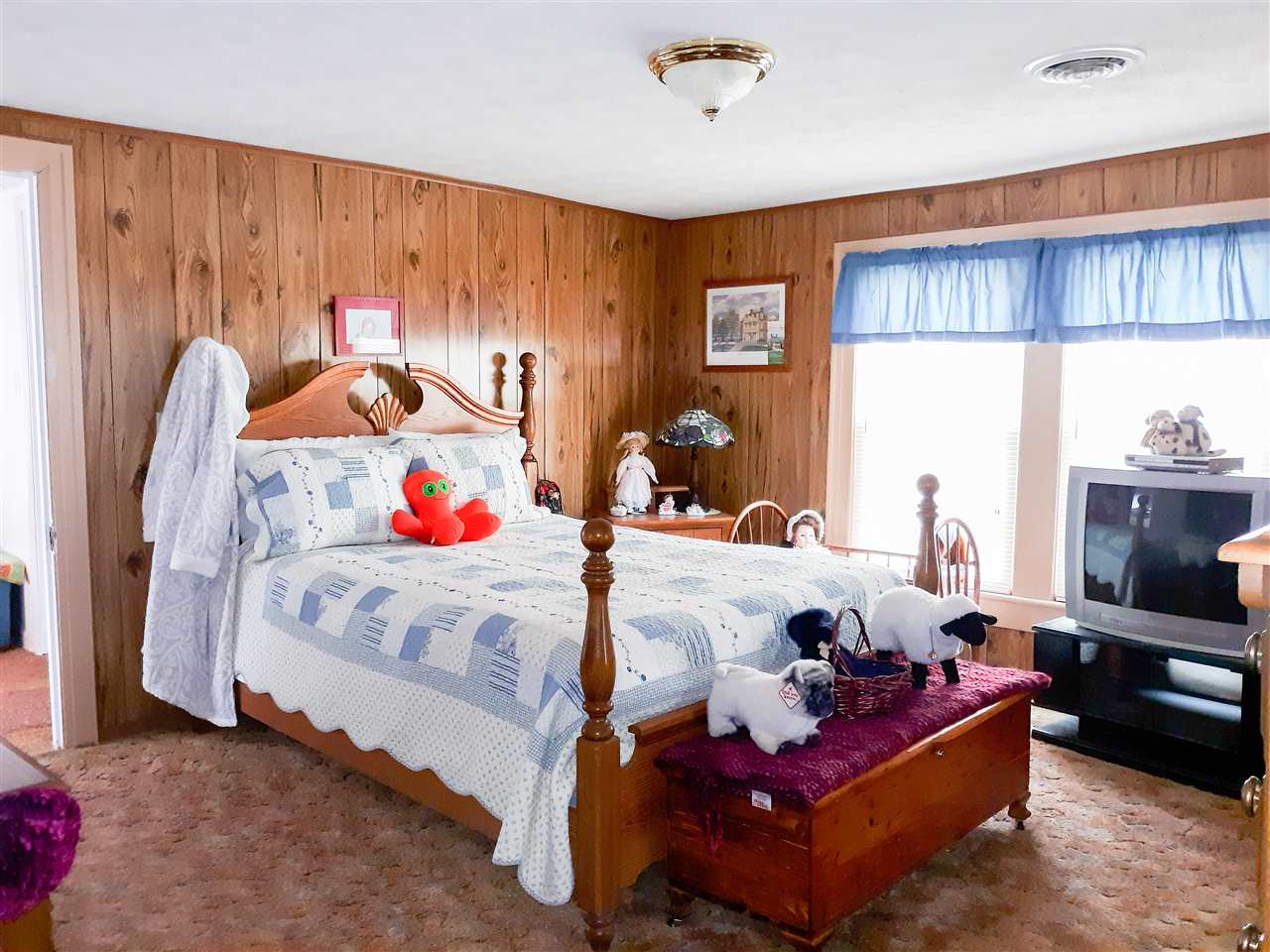 514 Oak Hill Road Staunton, VA 24401 - Photo 27 of 43 a bedroom with a bed and a window