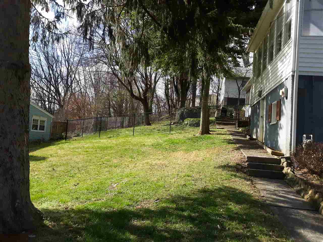 514 Oak Hill Road Staunton, VA 24401 - Photo 35 of 43 a backyard of a house with lots of green space