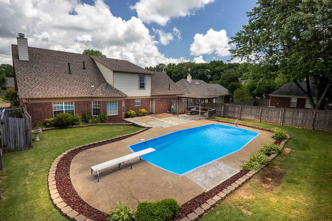 243 Vista Ridge Drive Collierville, TN 38017 - Photo 2 of 25 Gallery Image 2