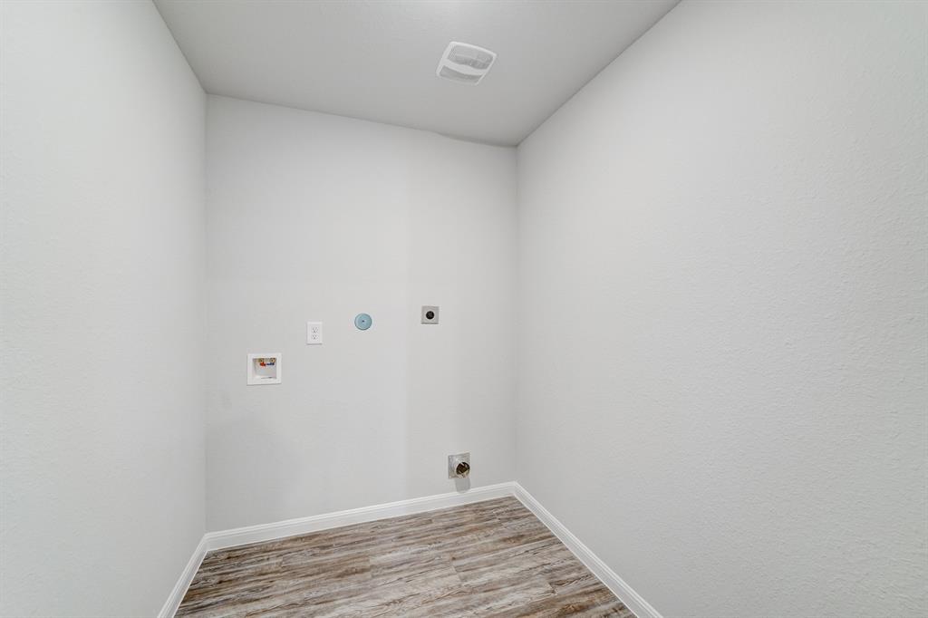 309 Victory Drive Mabank, TX 75147 - Photo 26 of 37 a view of room