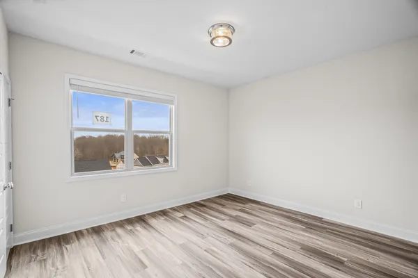 $2,300 | 214 Franklin Street, Pleasant View, TN 37146