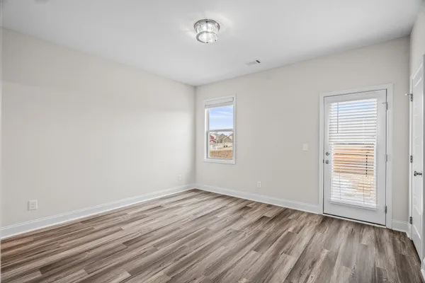 $2,300 | 214 Franklin Street, Pleasant View, TN 37146