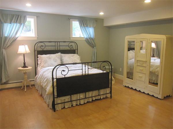 7 Boiling Spring Avenue Medfield, MA 02052 - Photo 23 of 30 Gallery Image 23
