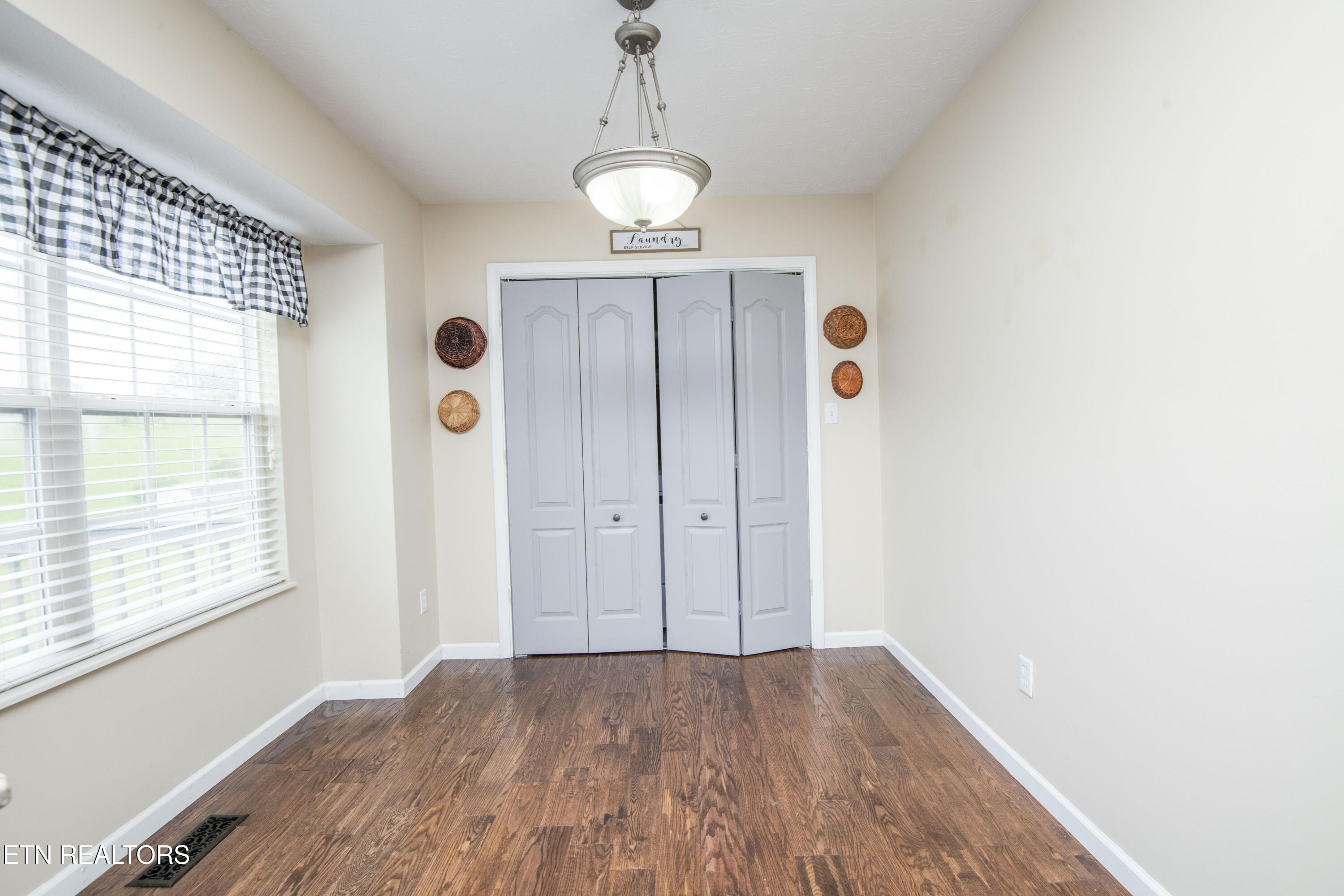 4215 Wildwood Road Maryville, TN 37804 - Photo 12 of 36 kitchen