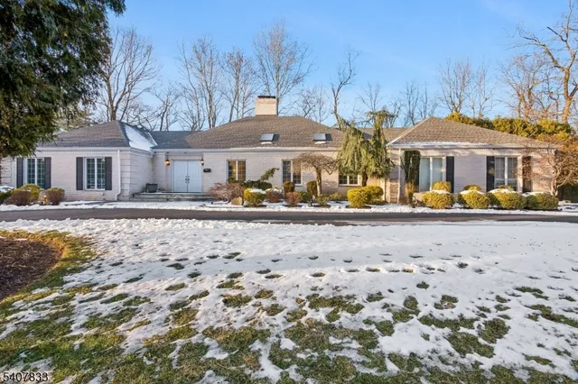 $2,150,000 | 50 Cayuga Way, Short Hills, NJ 07078