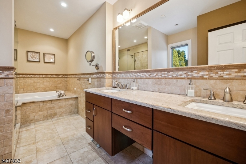 50 Cayuga Way Short Hills, NJ 07078 - Photo 16 of 36