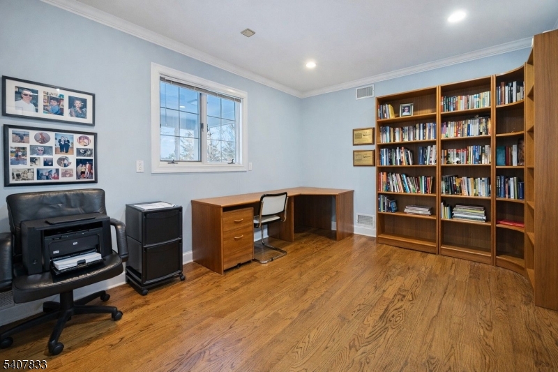 50 Cayuga Way Short Hills, NJ 07078 - Photo 24 of 36