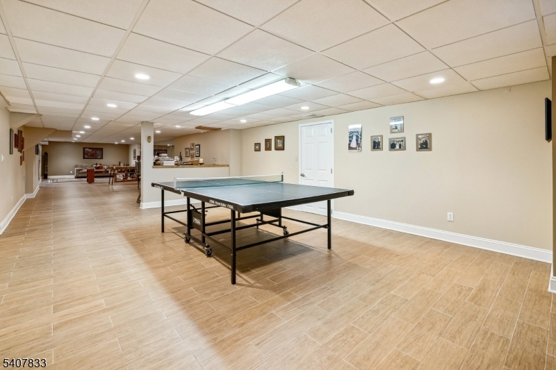 50 Cayuga Way Short Hills, NJ 07078 - Photo 27 of 36