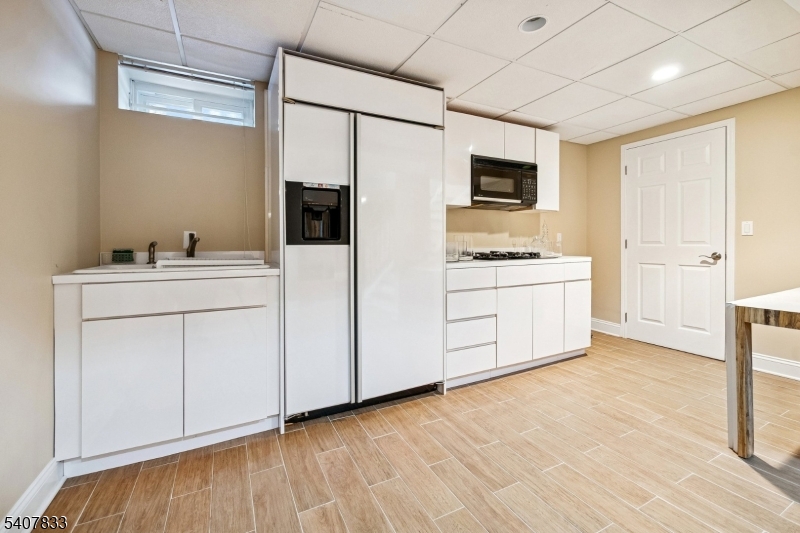 50 Cayuga Way Short Hills, NJ 07078 - Photo 28 of 36