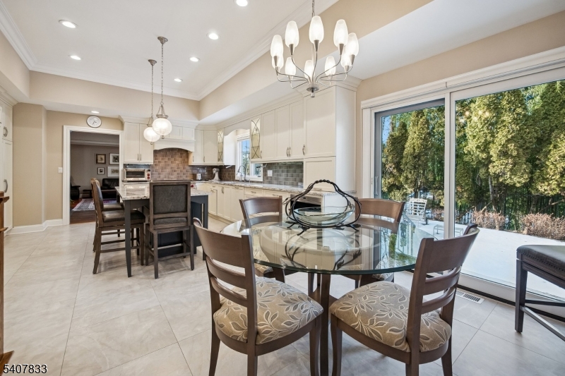 50 Cayuga Way Short Hills, NJ 07078 - Photo 8 of 36