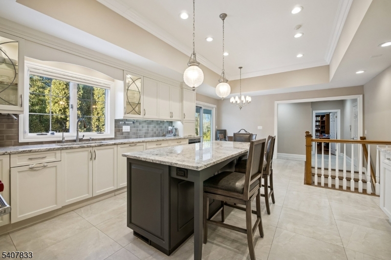 50 Cayuga Way Short Hills, NJ 07078 - Photo 9 of 36