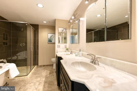 $735,000 | 1000 Fell Street, Unit 606, Baltimore, MD 21231