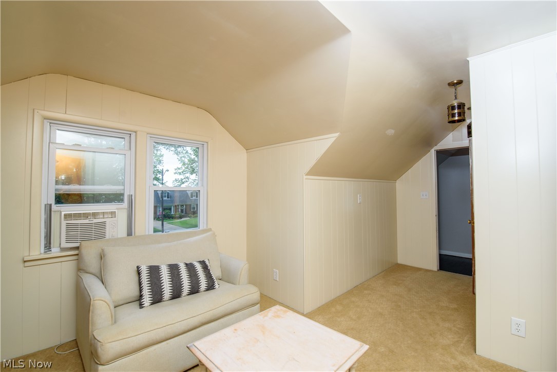 1307 Haverston Road Lyndhurst, OH 44124 - Photo 14 of 19