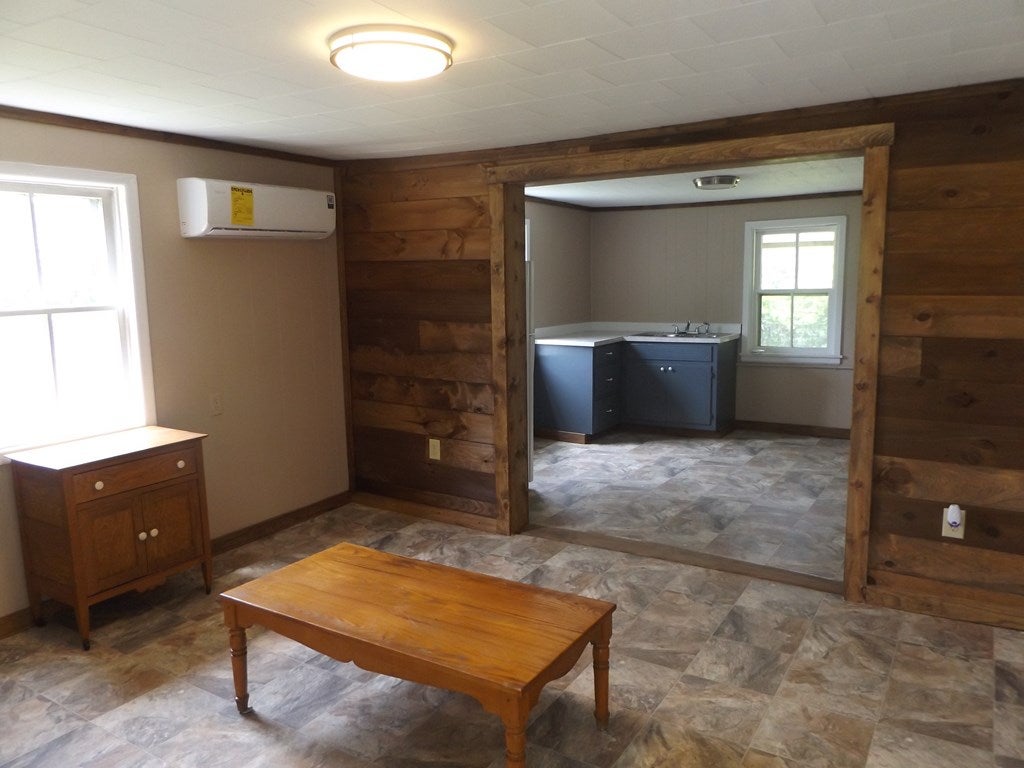 1295 Iron Ridge Road Galax, VA 24333 - Photo 2 of 20 Gallery Image 2