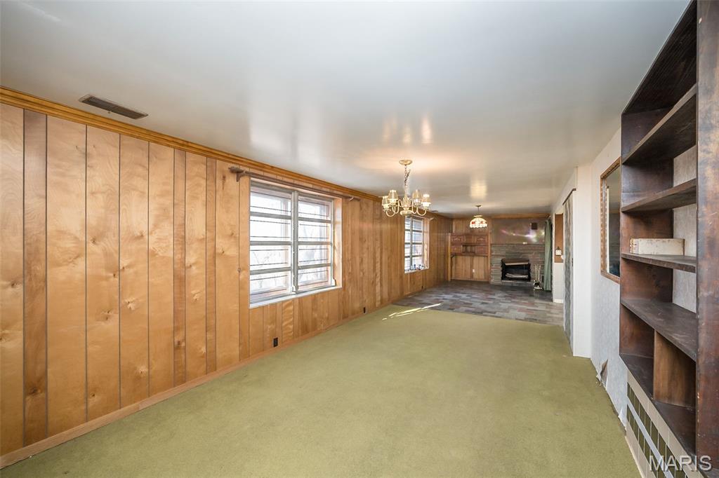 3512 East Rock Creek Road Imperial, MO 63052 - Photo 14 of 57