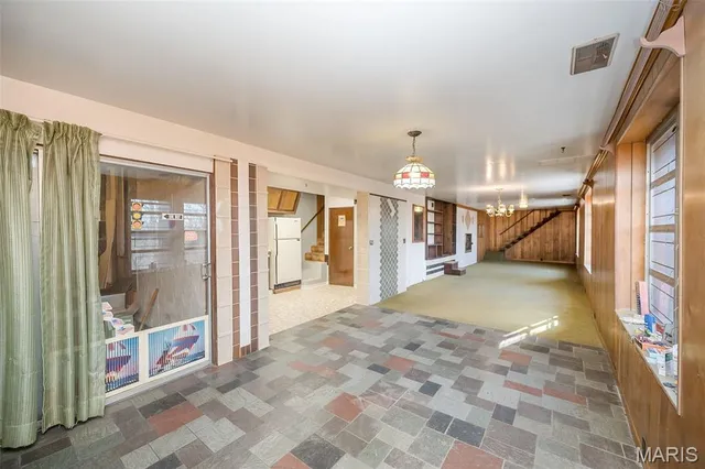 $275,000 | 3512 East Rock Creek Road, Imperial, MO 63052