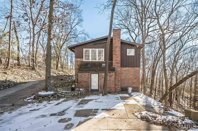 $275,000 | 3512 East Rock Creek Road, Imperial, MO 63052