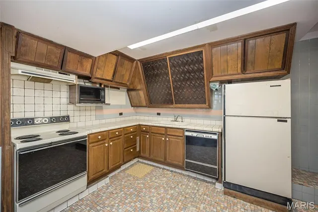 $275,000 | 3512 East Rock Creek Road, Imperial, MO 63052