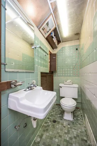 $275,000 | 3512 East Rock Creek Road, Imperial, MO 63052