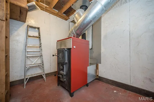 $275,000 | 3512 East Rock Creek Road, Imperial, MO 63052