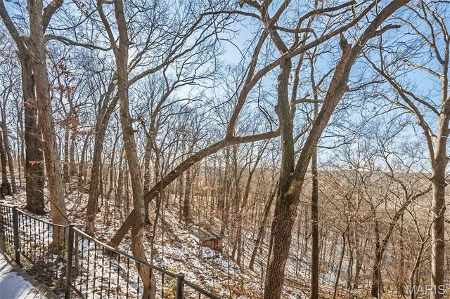 $275,000 | 3512 East Rock Creek Road, Imperial, MO 63052