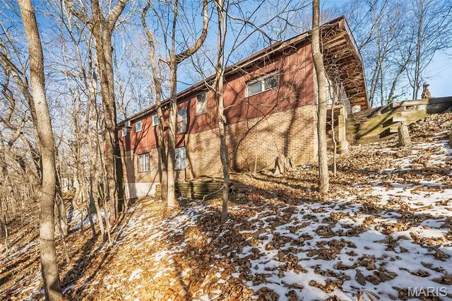 $275,000 | 3512 East Rock Creek Road, Imperial, MO 63052