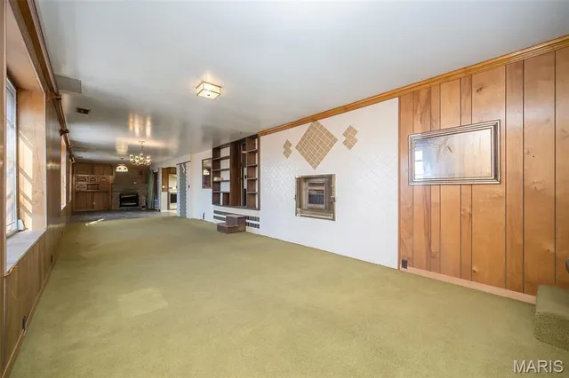 $275,000 | 3512 East Rock Creek Road, Imperial, MO 63052