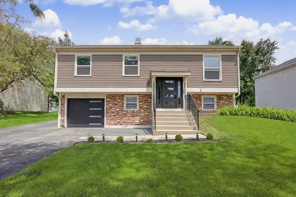 $447,900 | 255 Polk Court, Bartlett, IL 60103